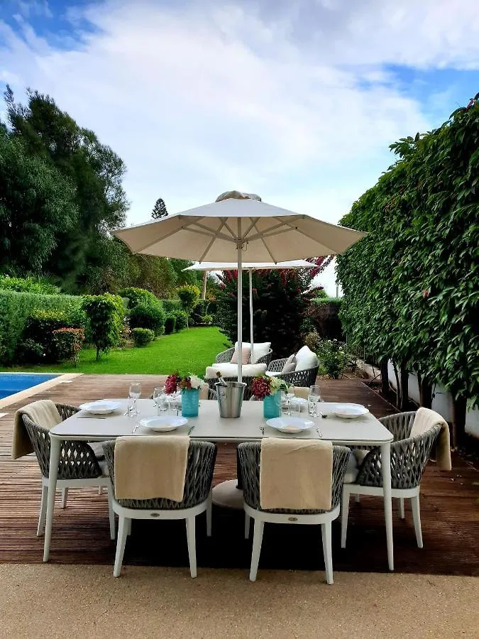 Luxury Beachfront Villa With Private Pool, Yoga & Sea Adventures Larnaca