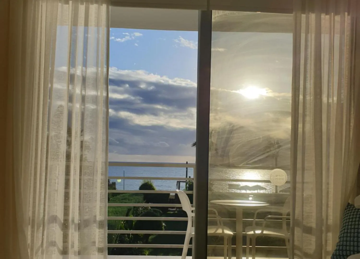 Luxury Beachfront Villa With Private Pool, Yoga & Sea Adventures Larnaca